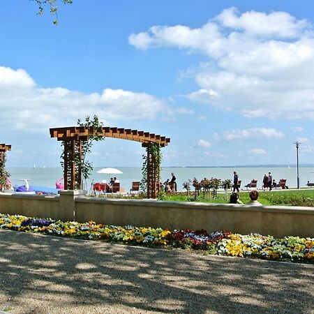 Strand Apartman 블로톤퓌레드 외부 사진
